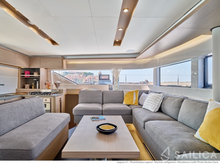 Lagoon 51 - Yacht Charter Sailica