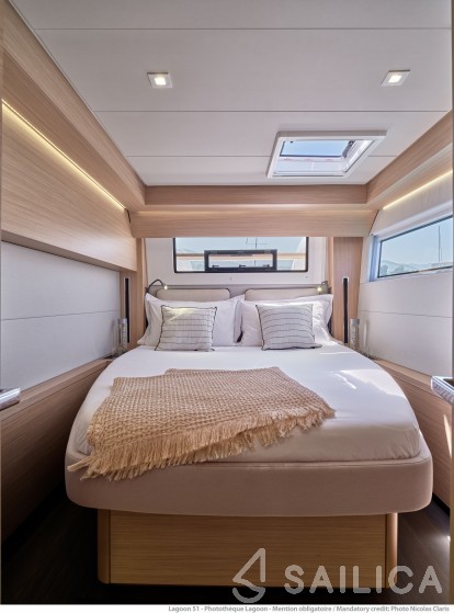 Lagoon 51 - Yacht Charter Sailica