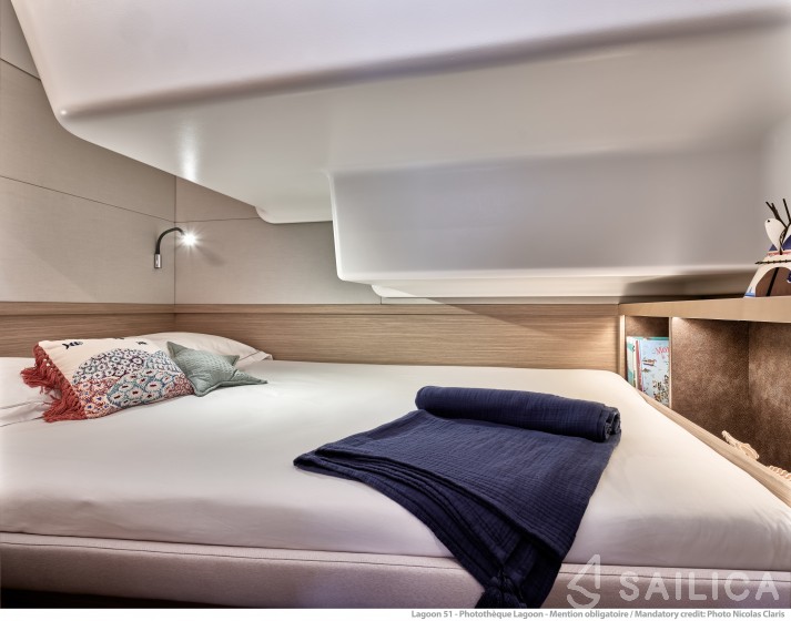 Lagoon 51 - Yacht Charter Sailica
