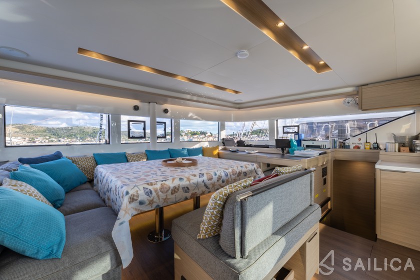 Lagoon 51 - Yacht Charter Sailica