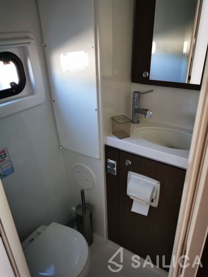 Bali 4.8  - Yacht Charter Sailica
