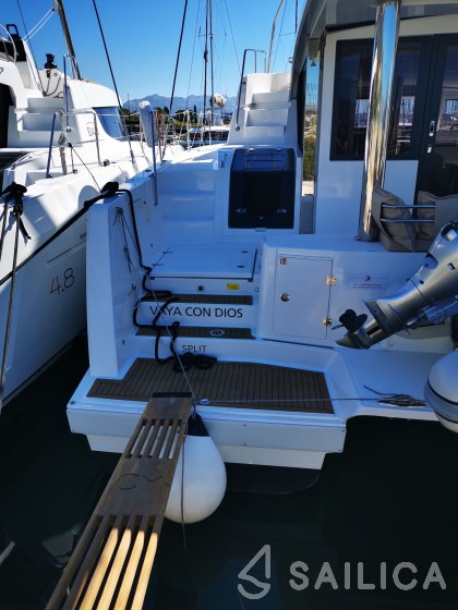 Bali 4.8  - Yacht Charter Sailica