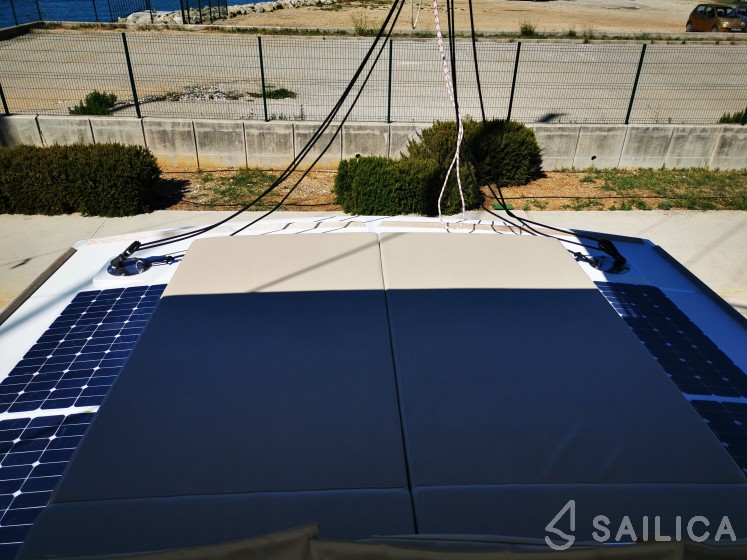 Bali 4.8  - Yacht Charter Sailica