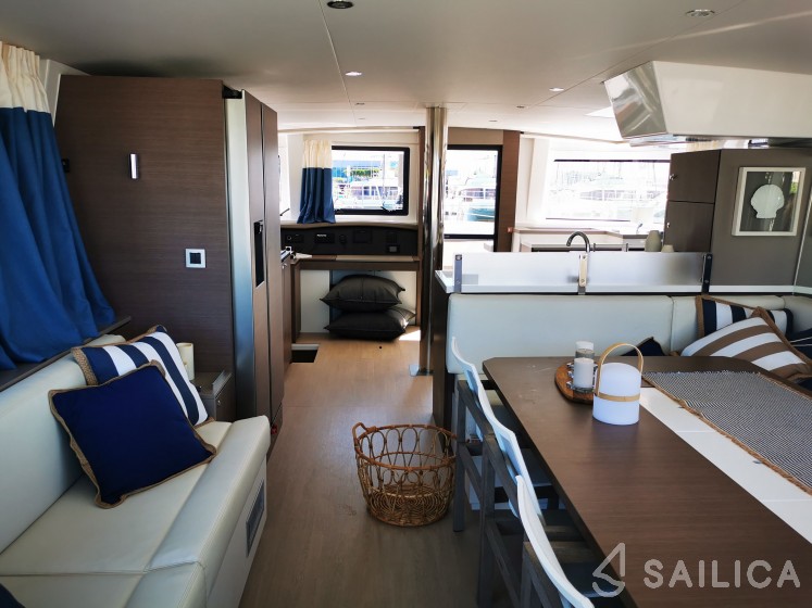 Bali 4.8  - Yacht Charter Sailica