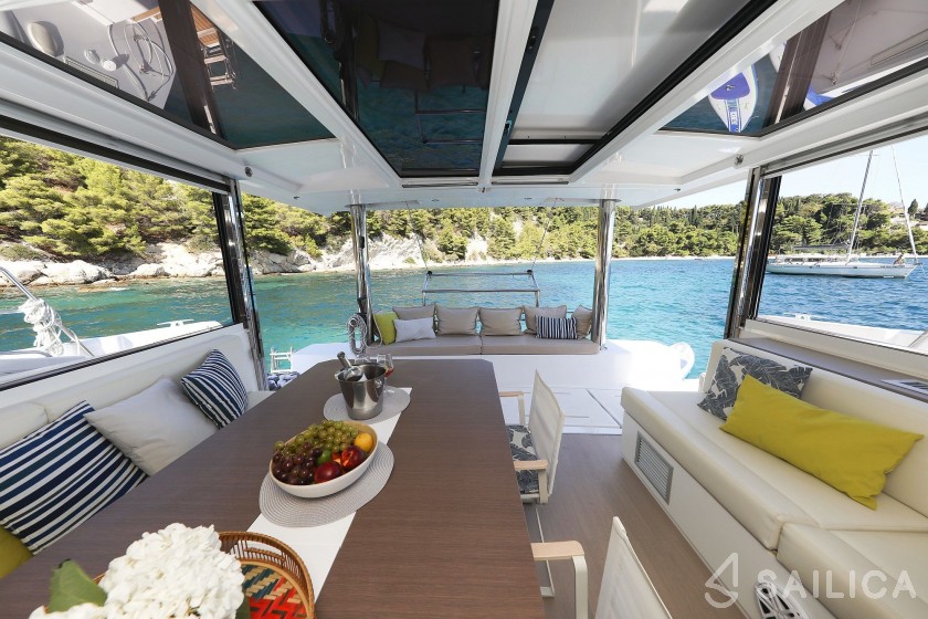 Bali 4.8  - Yacht Charter Sailica