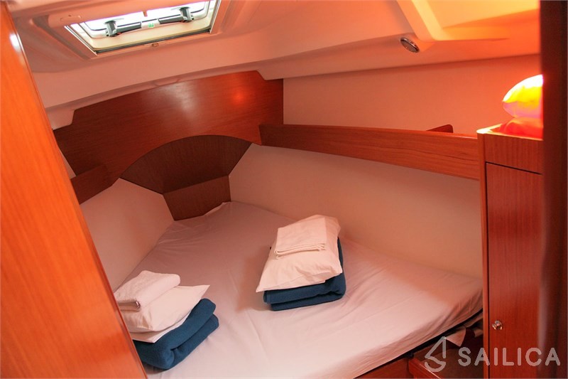 Cyclades 43.4 - Yacht Charter Sailica