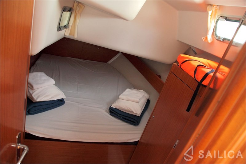 Cyclades 43.4 - Yacht Charter Sailica