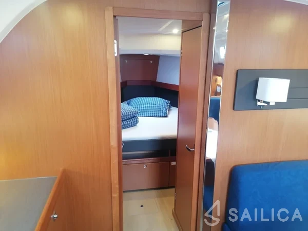 Bavaria 41 Cruiser - Yacht Charter Sailica