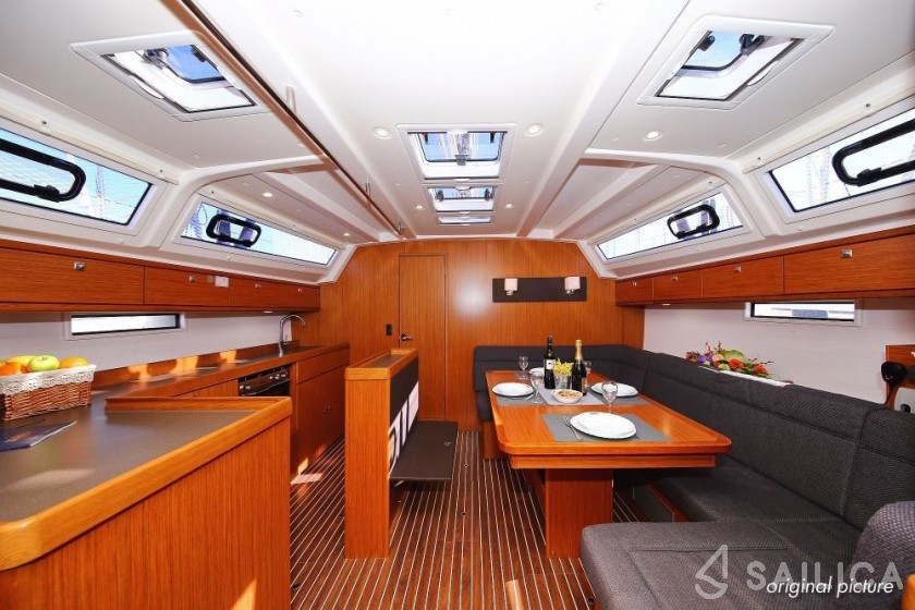 Bavaria 46 Cruiser - Yacht Charter Sailica