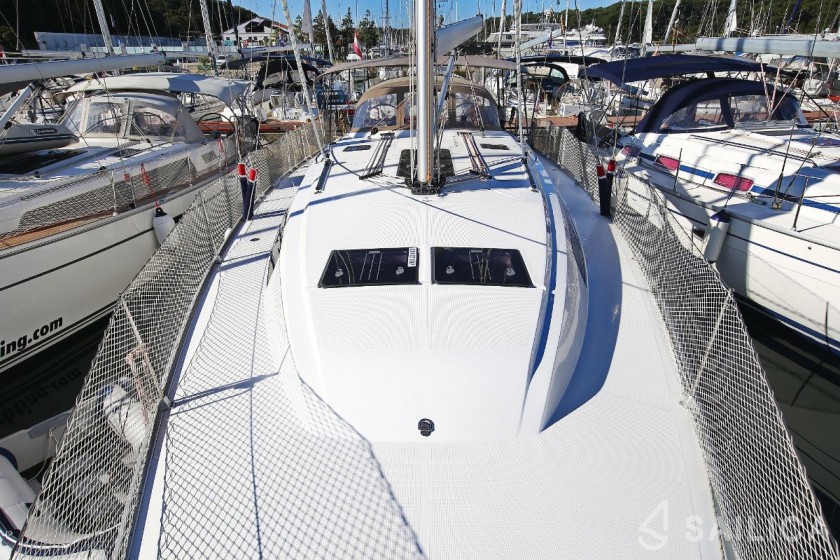 Bavaria 46 Cruiser - Yacht Charter Sailica