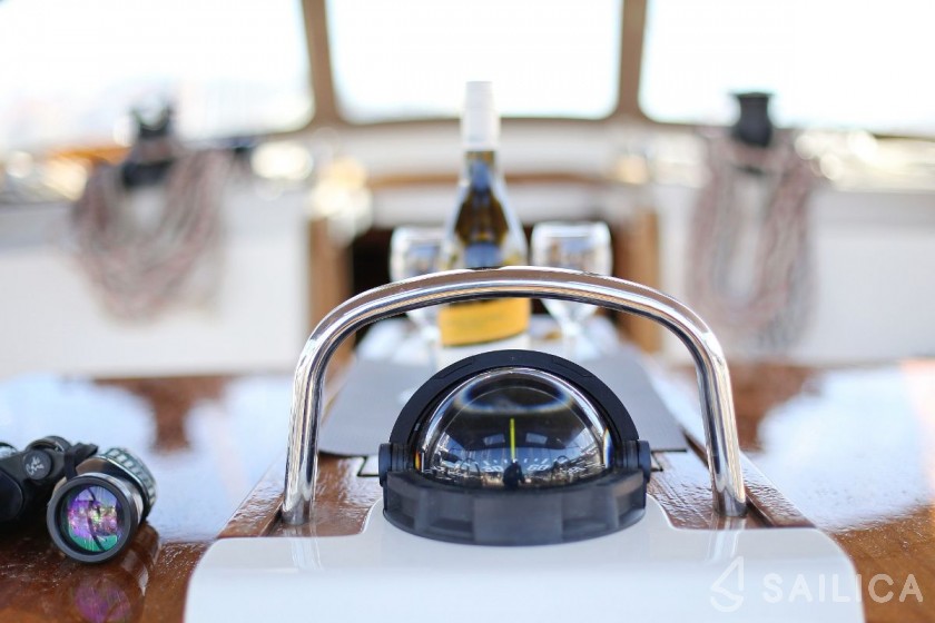 Bavaria 46 Cruiser - Yacht Charter Sailica