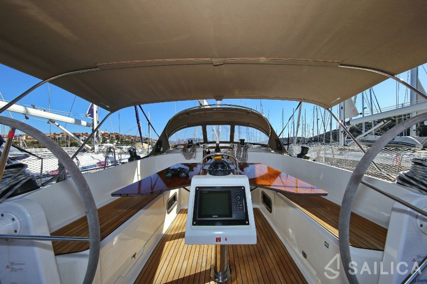 Bavaria 46 Cruiser - Yacht Charter Sailica
