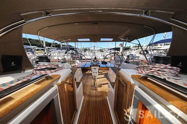 Bavaria 46 Cruiser - Yacht Charter Sailica