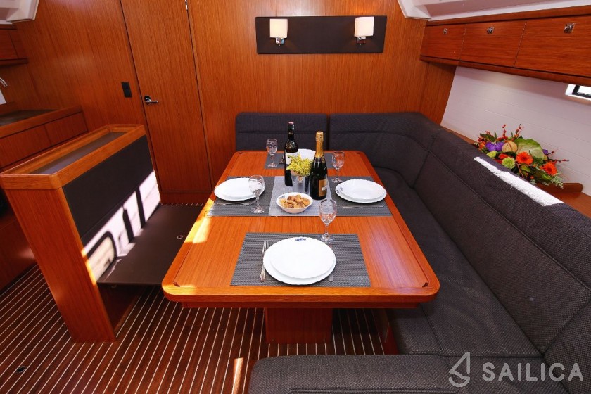 Bavaria 46 Cruiser - Yacht Charter Sailica