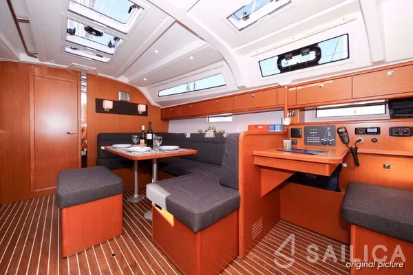 Bavaria Cruiser 41S - Yacht Charter Sailica