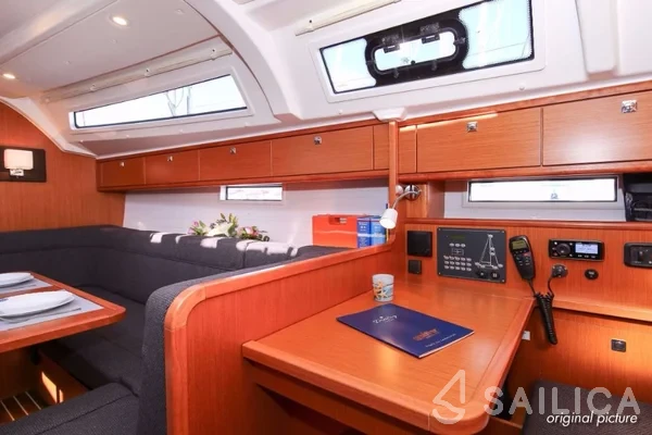 Bavaria Cruiser 41S - Yacht Charter Sailica