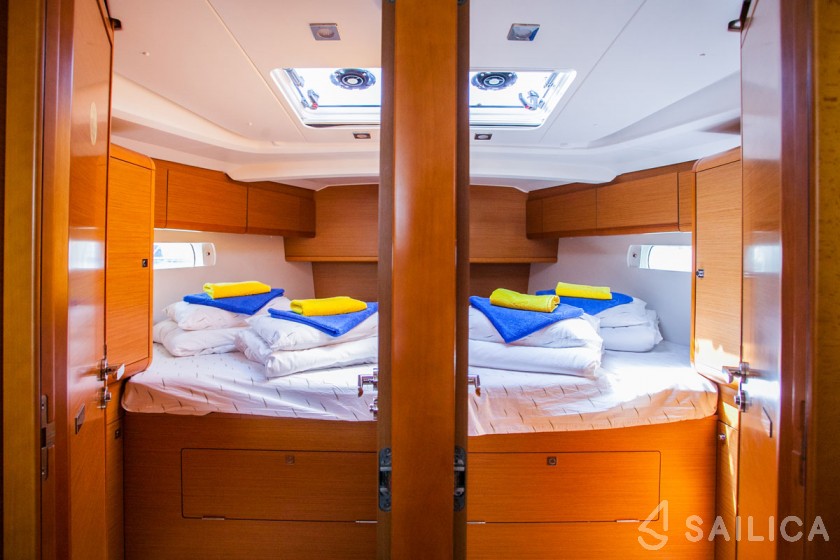 Sun Odyssey 509 - Yacht Charter Sailica