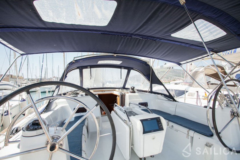 Sun Odyssey 509 - Yacht Charter Sailica