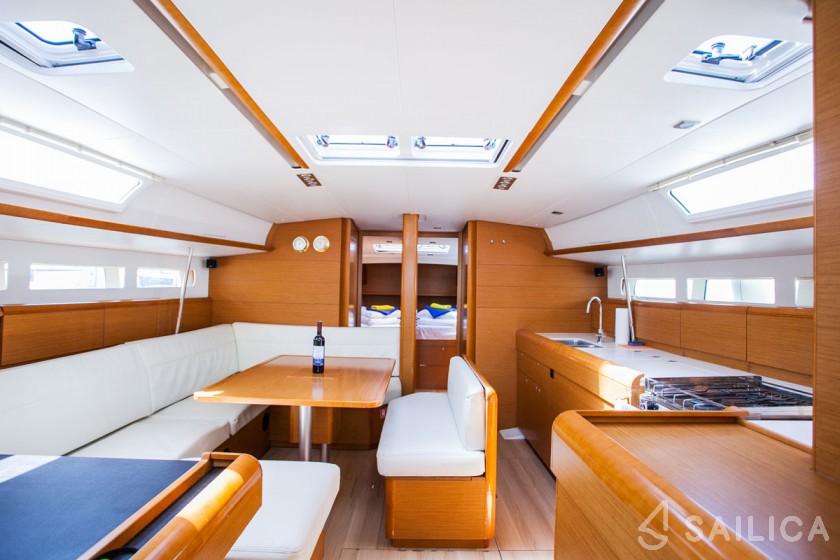Sun Odyssey 509 - Yacht Charter Sailica