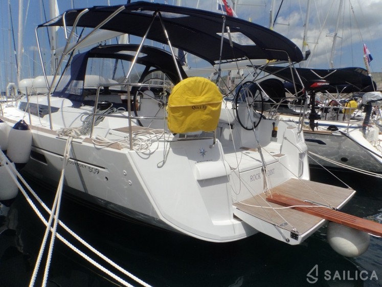 Sun Odyssey 509 - Yacht Charter Sailica
