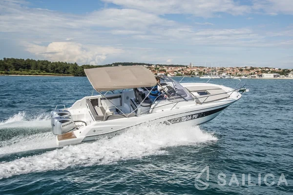 Cap Camarat 9.0 WA - Yacht Charter Sailica