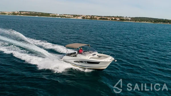 Cap Camarat 9.0 WA - Yacht Charter Sailica