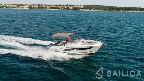 Cap Camarat 9.0 WA - Yacht Charter Sailica