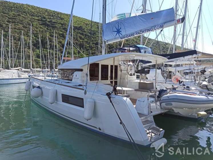 Lagoon 40 - Yacht Charter Sailica