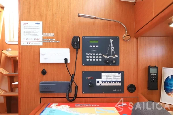 Bavaria 37 Cruiser - Yacht Charter Sailica