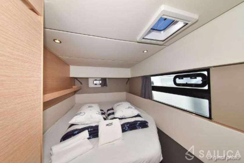 Nautitech 40 open NEW - 4 + 2 cab. - Yacht Charter Sailica