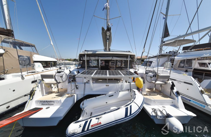 Nautitech 40 open NEW - 4 + 2 cab. - Yacht Charter Sailica