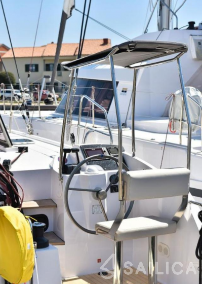 Nautitech 40 open NEW - 4 + 2 cab. - Yacht Charter Sailica