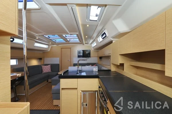Hanse 458 - Yacht Charter Sailica