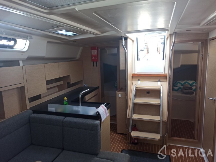 Hanse 458 - Yacht Charter Sailica