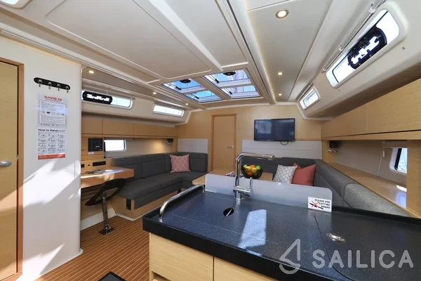 Hanse 458 - Yacht Charter Sailica