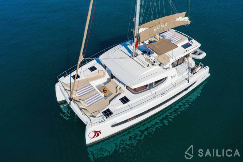 Bali 4.4 - Yacht Charter Sailica