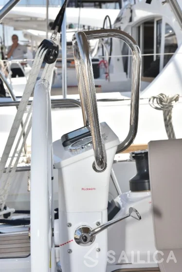 Bavaria 37 Cruiser - Yacht Charter Sailica