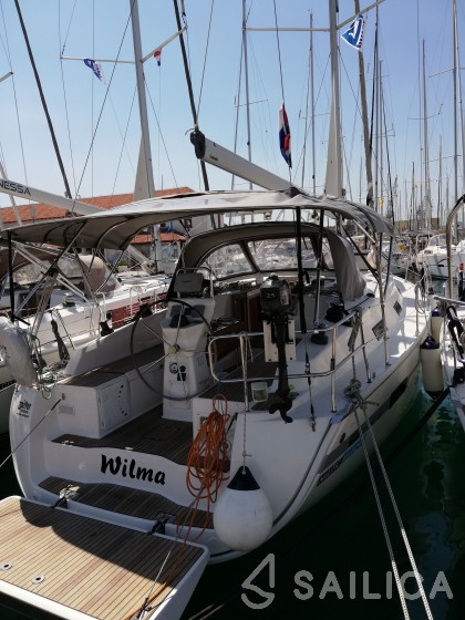 Bavaria 36 Cruiser - Yacht Charter Sailica