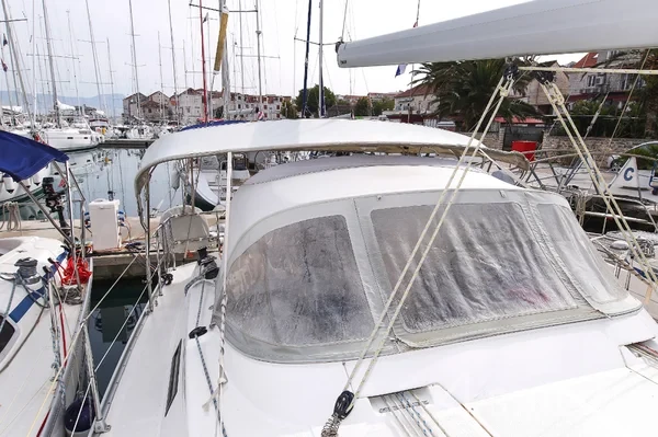 Bavaria 36 Cruiser - Yacht Charter Sailica
