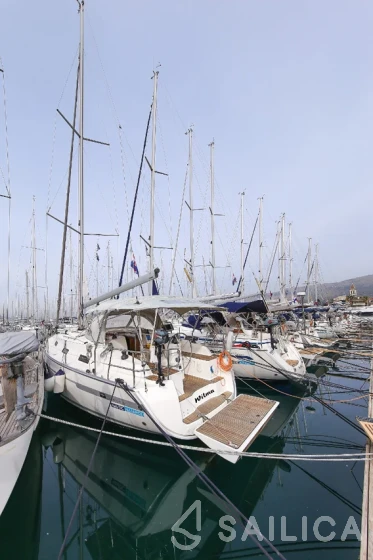 Bavaria 36 Cruiser - Yacht Charter Sailica