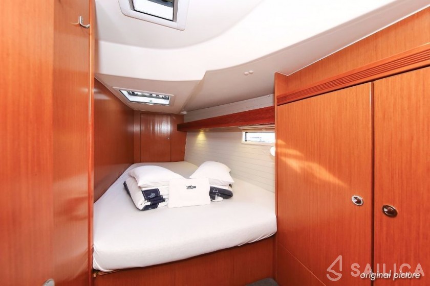 Bavaria 45 Cruiser - Yacht Charter Sailica