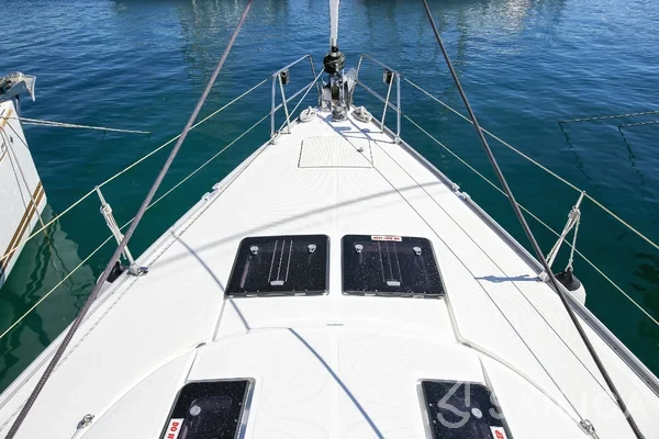 Bavaria 45 Cruiser - Yacht Charter Sailica