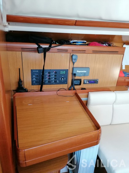 Sun Odyssey 39i - Yacht Charter Sailica