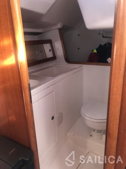 Elan 333 - Yacht Charter Sailica