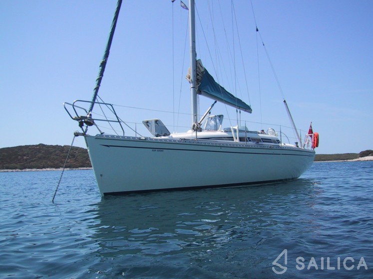 Elan 333 - Yacht Charter Sailica