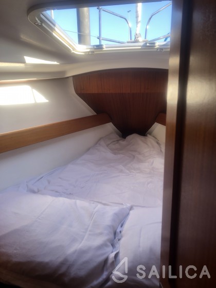Elan 333 - Yacht Charter Sailica