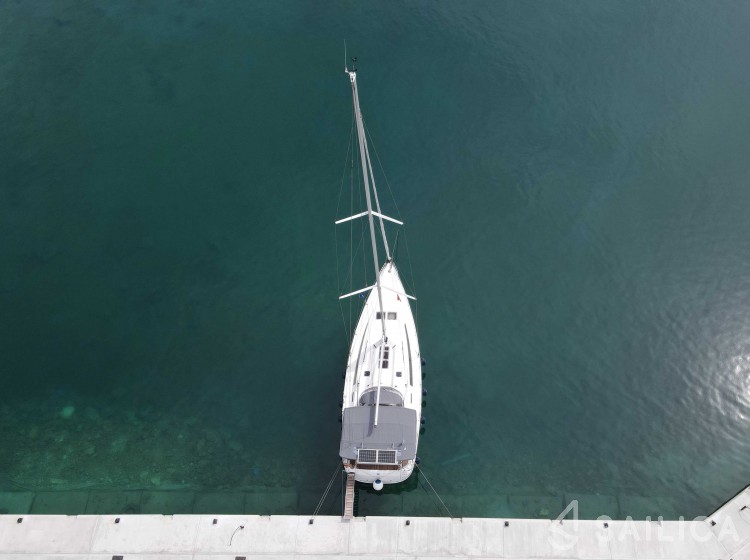Bavaria 46 Cruiser - Yacht Charter Sailica