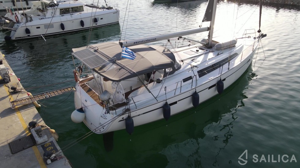 Bavaria 46 Cruiser - Yacht Charter Sailica
