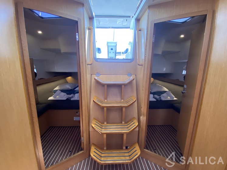 Bavaria 46 Cruiser - Yacht Charter Sailica