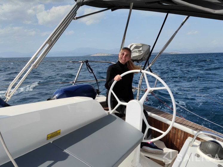 Bavaria 46 Cruiser - Yacht Charter Sailica